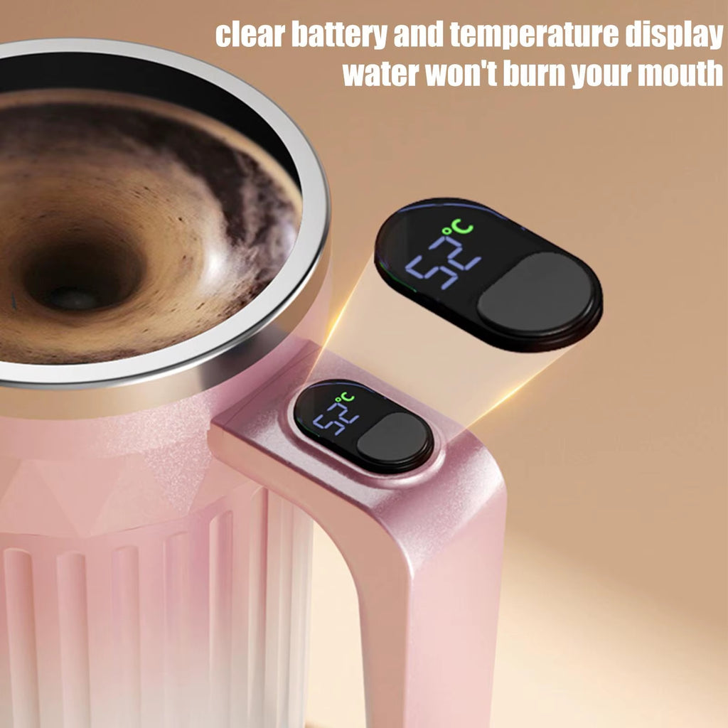 Smart insulated coffee mug with digital temperature display on the lid, showing real-time beverage temperature for safe drinking and heat retention.